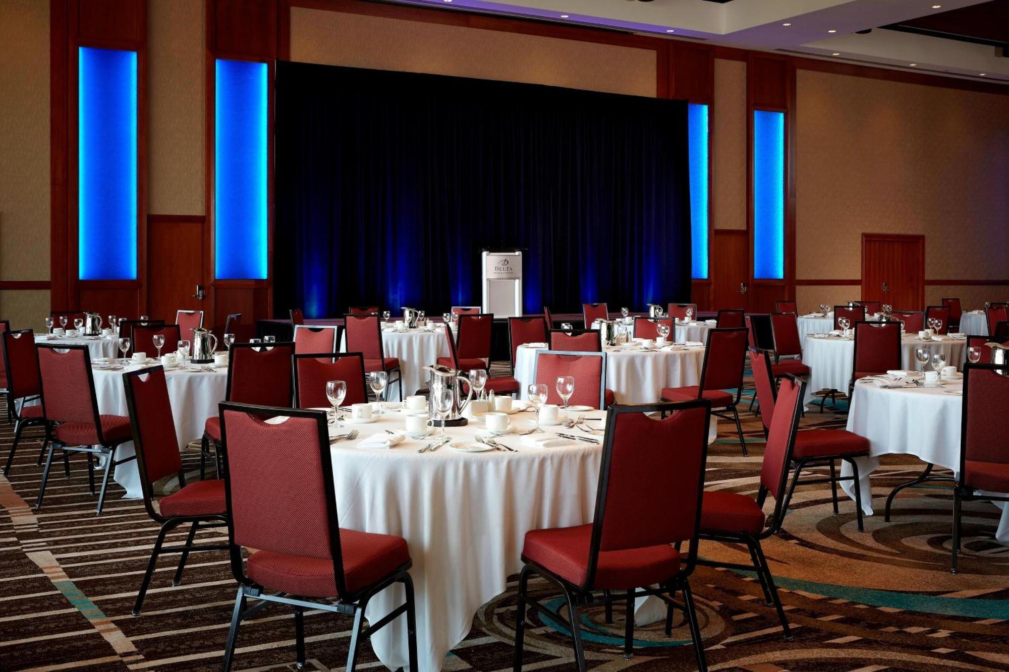 Delta Hotels By Marriott Prince Edward Charlottetown Exterior photo